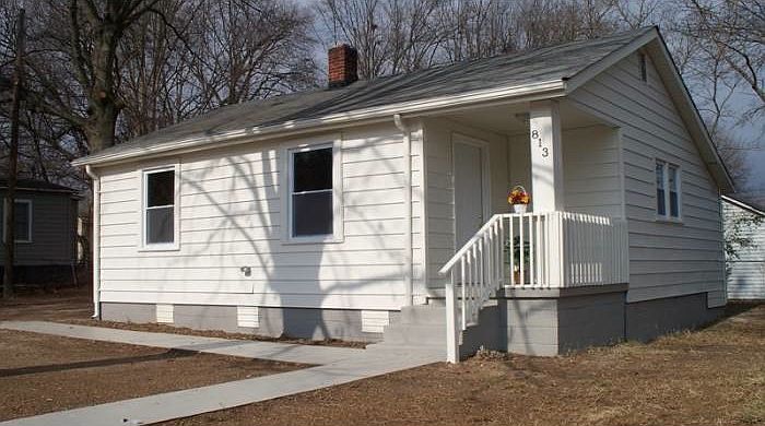 1st image of 813 Adams Dr