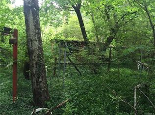 13190 Woodside Ln, Ashland, VA 23005