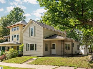 409 E Harris St, Cadillac, MI 49601
