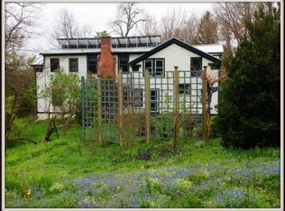 422 Chestnut St, Ithaca, NY 14850