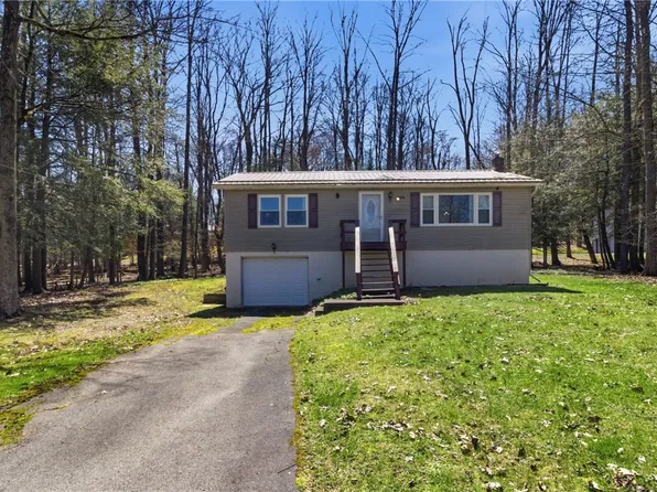 11022 Treasure Lake Rd, Du Bois, PA 15801