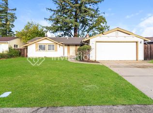 7572 South Pkwy, Sacramento, CA 95823