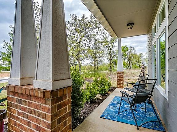 4th image of 623 S Sugartree Dr
