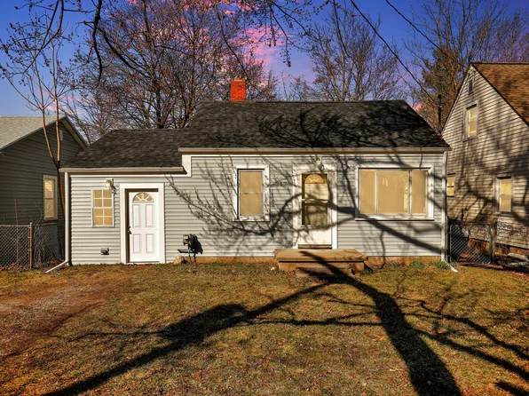 317 Cox Blvd, Lansing, MI 48910