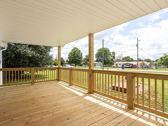5th image of 143 Tiffaney Ln
