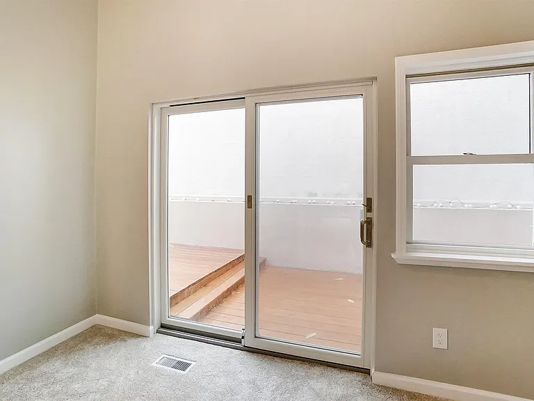 114 E Corry St — Photo 30