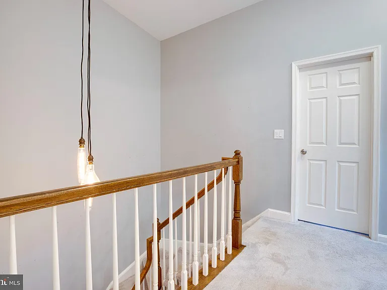 2914 Oakton Crest Pl — Photo 35