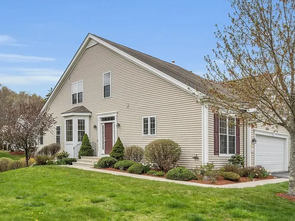 26 Heather Ln Unit 26, Stow, MA 01775