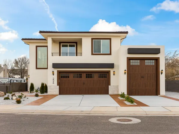 226 E 1100 N, Hurricane, UT 84737