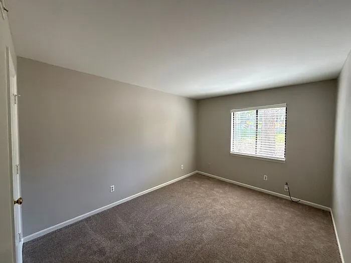11002 Harrowfield Rd — Photo 12