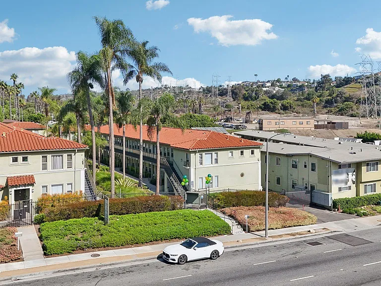 Ladera Apartments — Photo 44