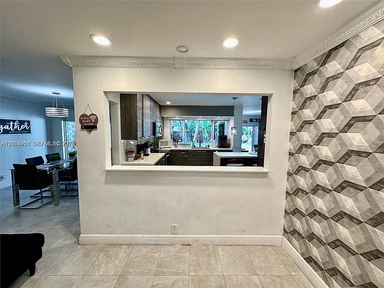 5424 Garfield St — Photo 36