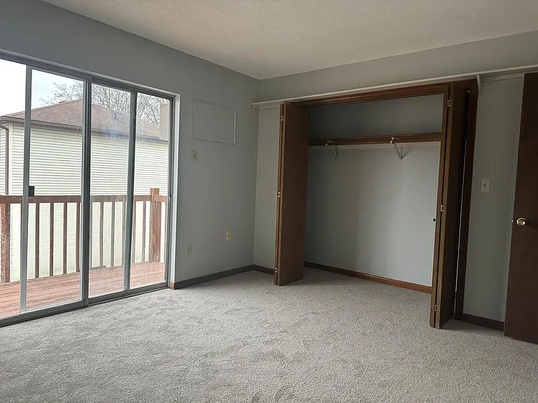 41 Dunbar St #2 — Photo 17