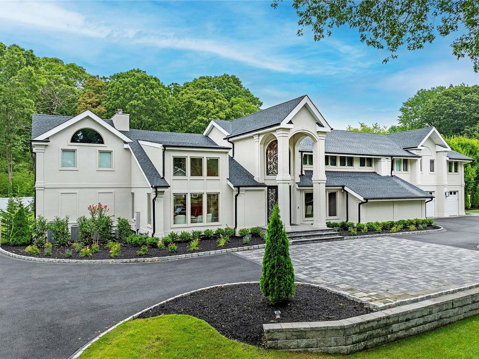 4 Heather Court, Dix Hills, NY 11746 | Zillow