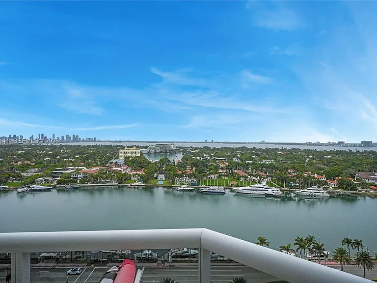 4775 Collins Ave #1806 — Photo 30