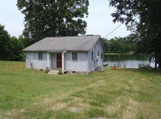 884 Davis Cove Rd, Taylorsville, NC 28681