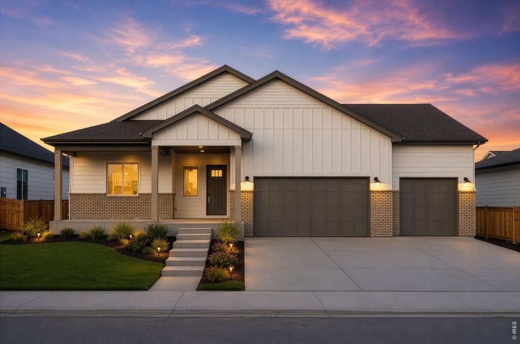 823 Clydesdale Dr