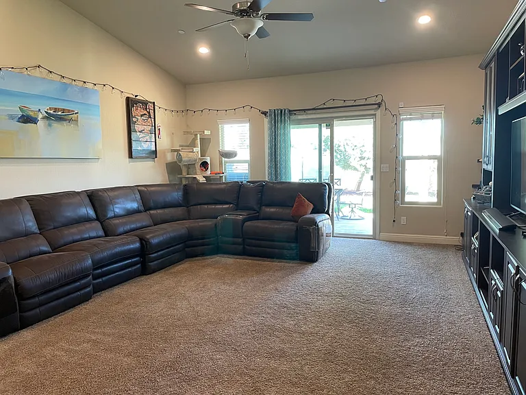 6682 E Fedora Ave — Photo 12