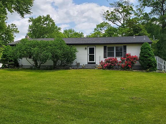 2nd image of 2328 Monmouth Rd