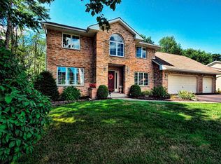 1125 Pietro Dr, Endicott, NY 13760