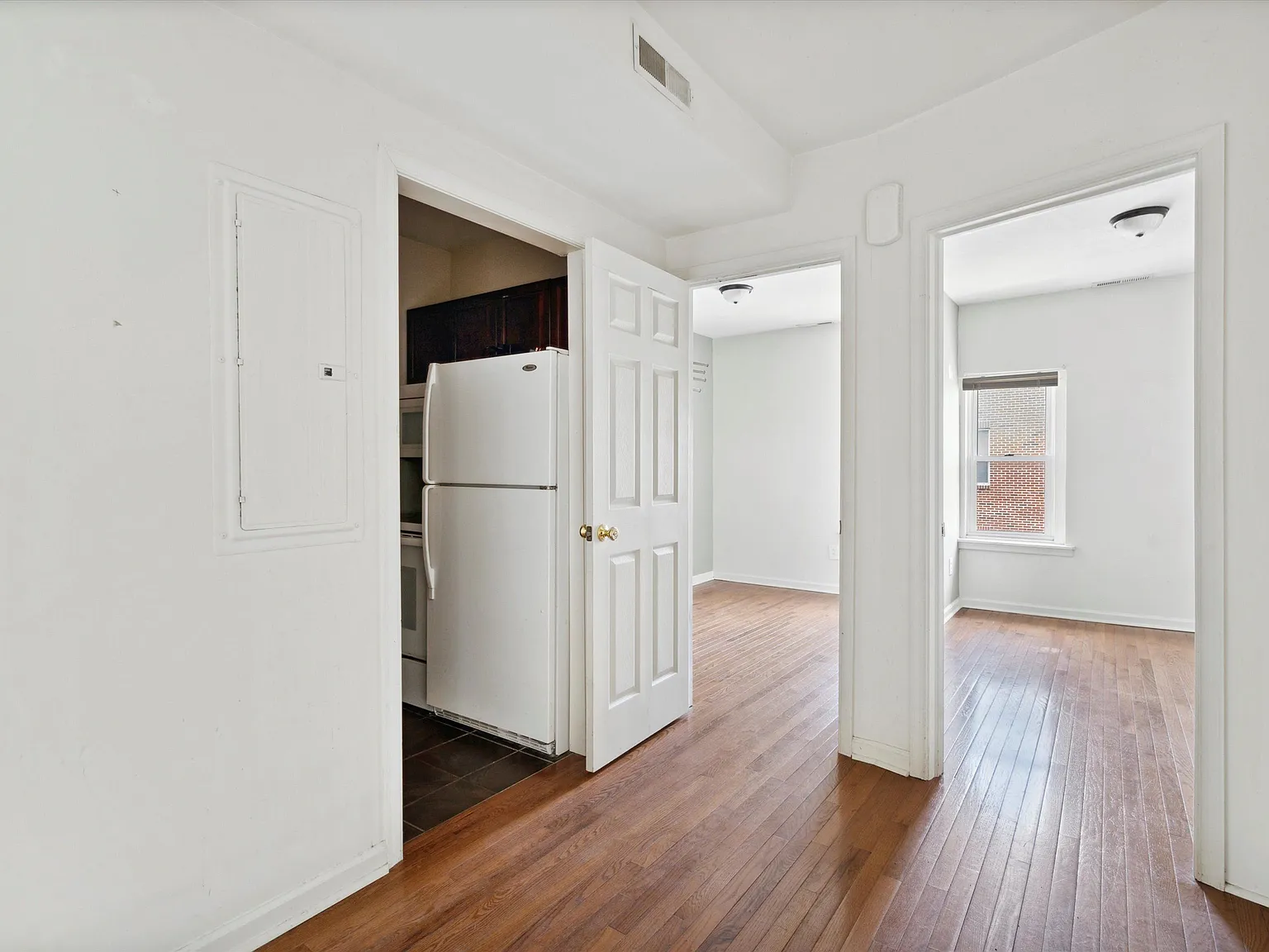 1 bed, 463 sqft, $950 — Photo 1