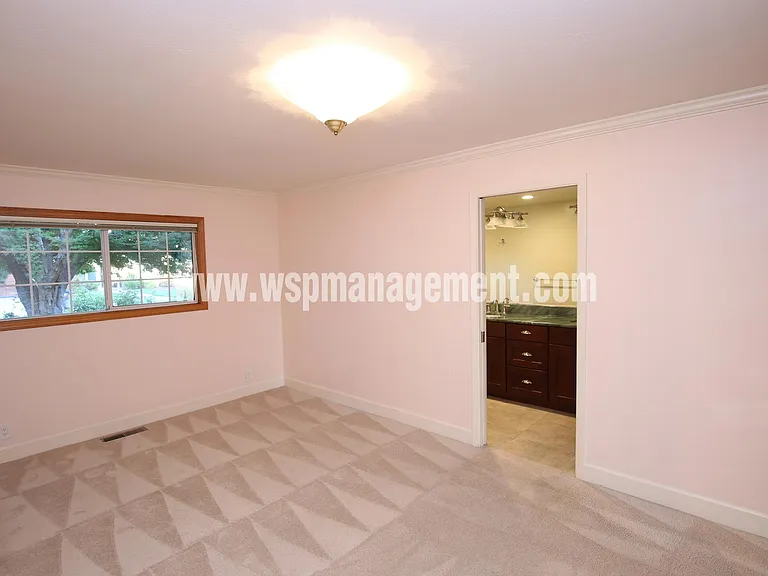 921 Monica Ln — Photo 14