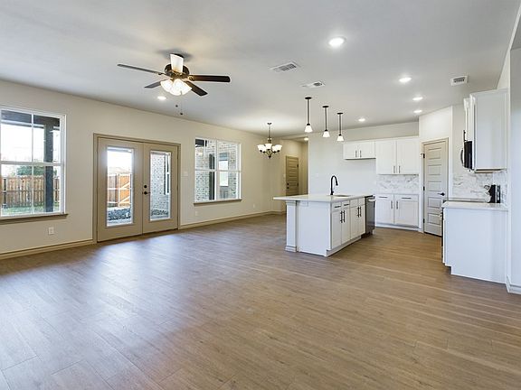 3rd image of 1922 Lamplighter Ln