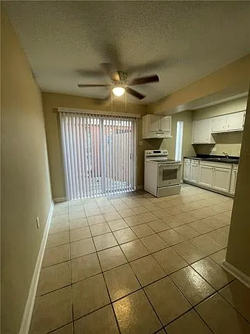 4056 Durand St #2 — Photo 2