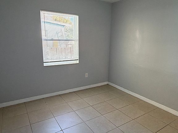 3rd image of 21287 Coulton Ave