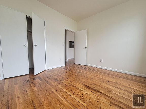 5th image of 557 Kosciuszko St APT 2D