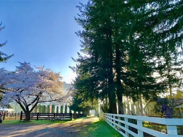 24615 131st Avenue NE, Arlington, WA 98223