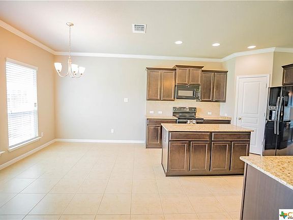5th image of 607 Wyndcrest Dr