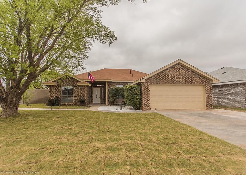1st image of 8801 Rainbow Dr