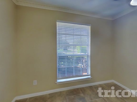 4th image of 1838 Turtle Creek Dr