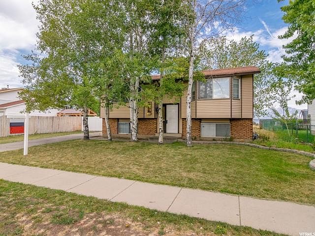 1st image of 5485 S Le Chateau Way