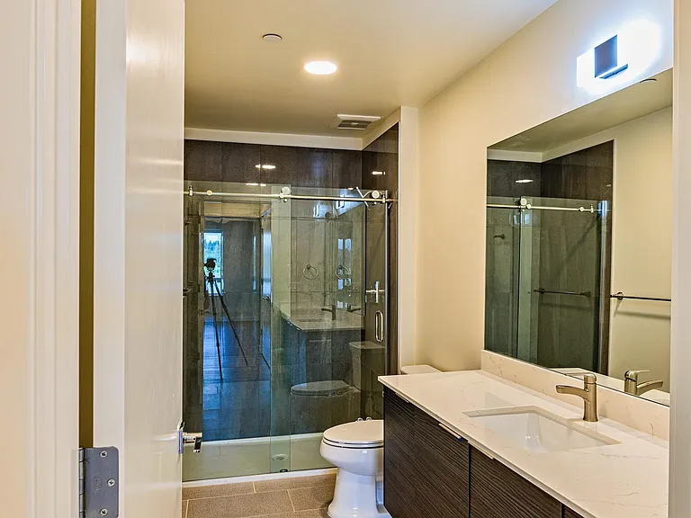 9040 NE Juanita Dr #303 — Photo 4