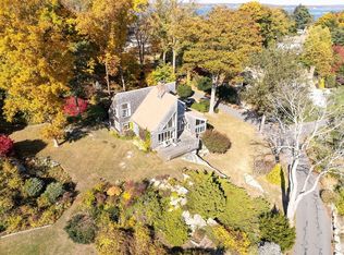 10 Crowninshield Rd, Marblehead, MA 01945