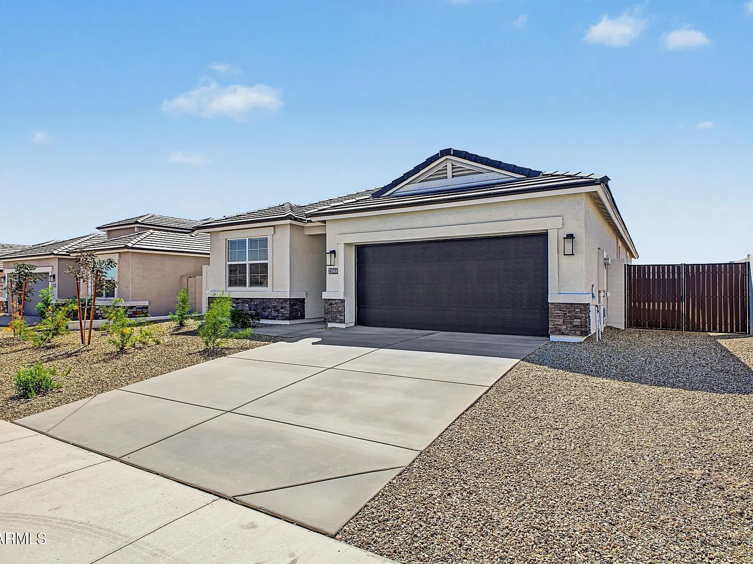 4 bed, 2.5 bath, 1854 sqft, $2,250 — Photo 3