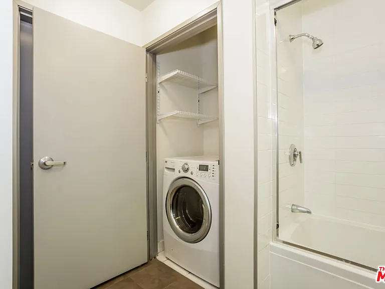 645 W 9th St #343 — Photo 22