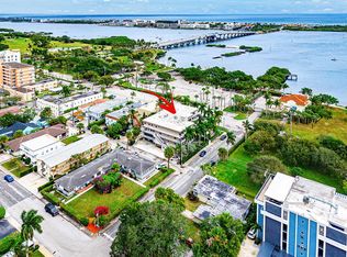 129 S Golfview Rd APT 4, Lake Worth, FL 33460