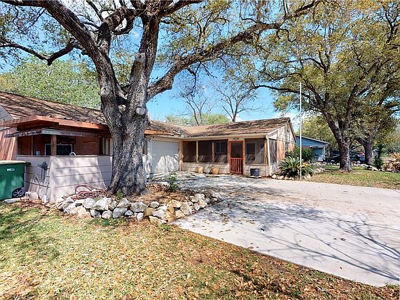 5th image of 2106 E Loma Vista Ave
