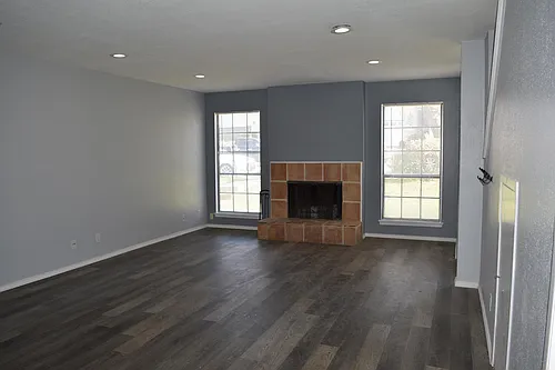 8119 Scottshill Photo 1