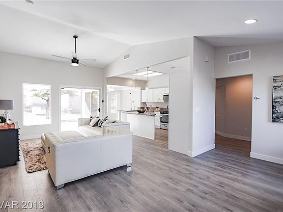3rd image of 10909 Mill Cove Ave