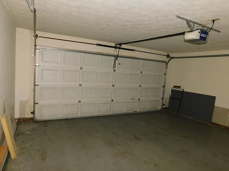 109 S Forest Dr — Photo 26