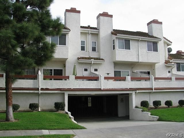1st image of 2740 Gramercy Ave APT 17