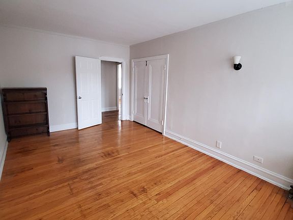 4th image of 7385 N Damen Ave APT 1S