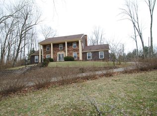 806 Hickman Hill Rd, Frankfort, KY 40601