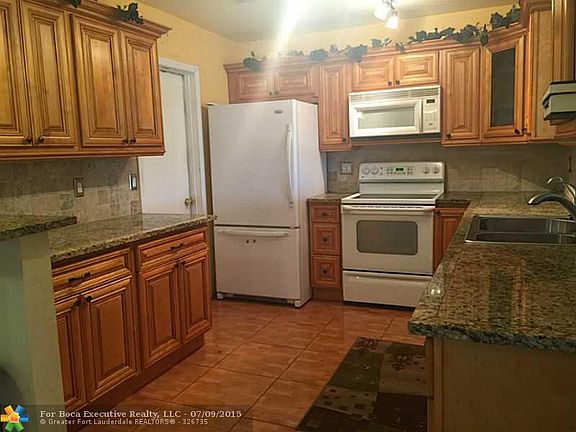 Home For Sale In Windward Isles