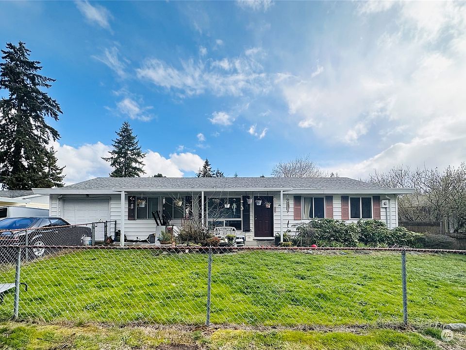 1st image of 2412 Oak Drive