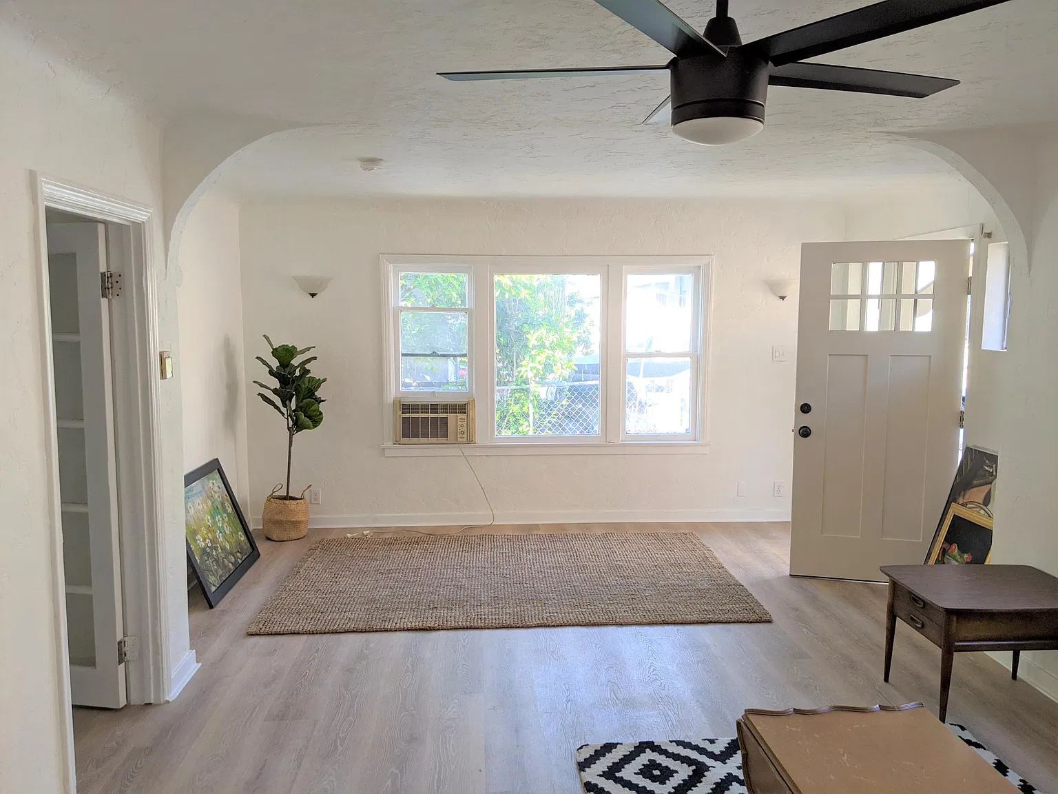 2 bed, 1.5 bath, 810 sqft, $2,650 — Photo 1